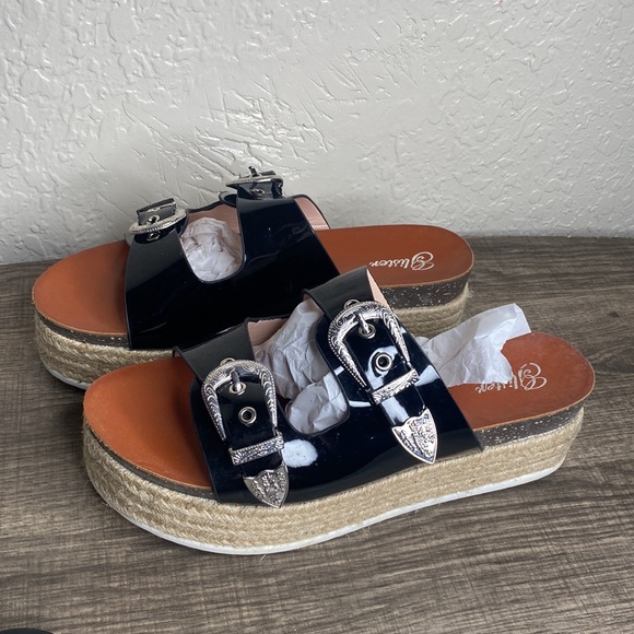 Stunning slides - Picture 4 of 6